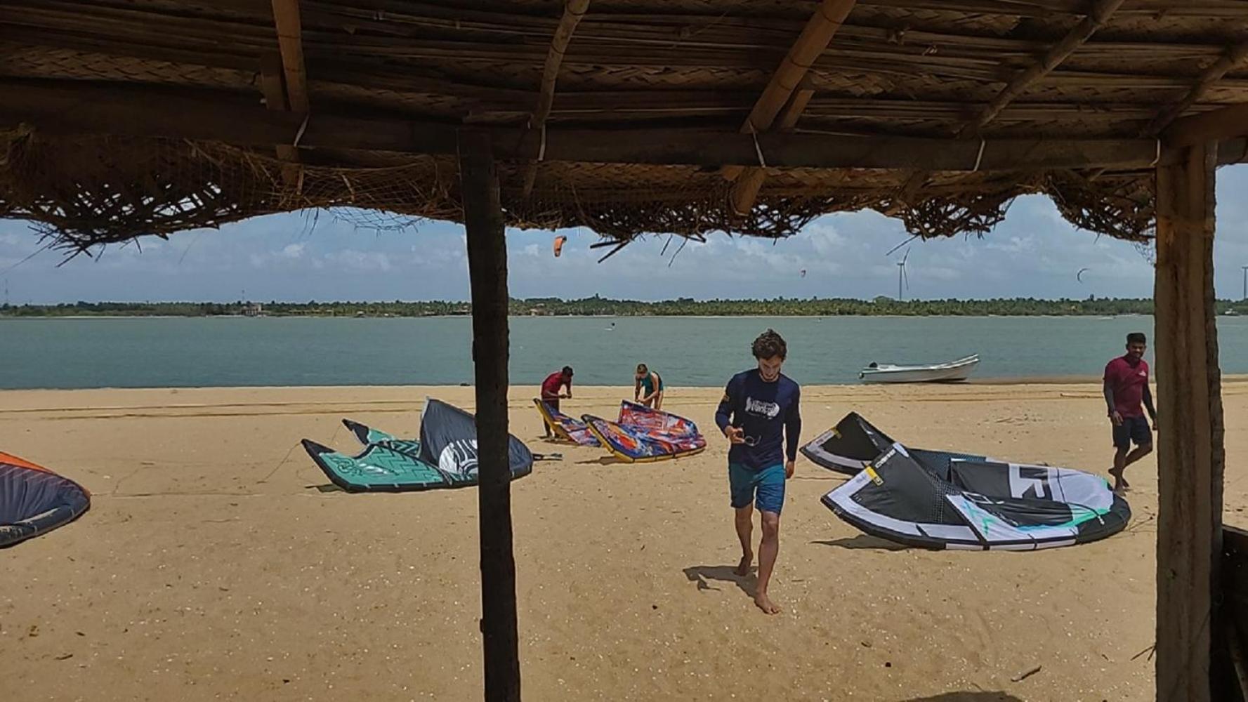 Villa Sethawadi Hotel And Kitesurf Centre Kalpitiya Bagian luar foto