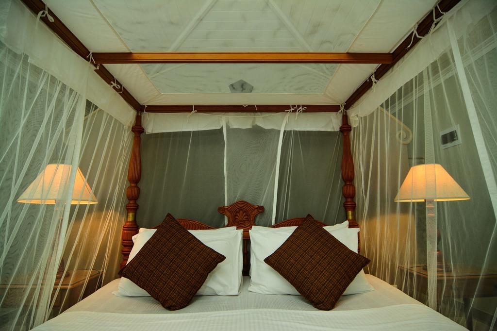 Villa Sethawadi Hotel And Kitesurf Centre Kalpitiya Bagian luar foto