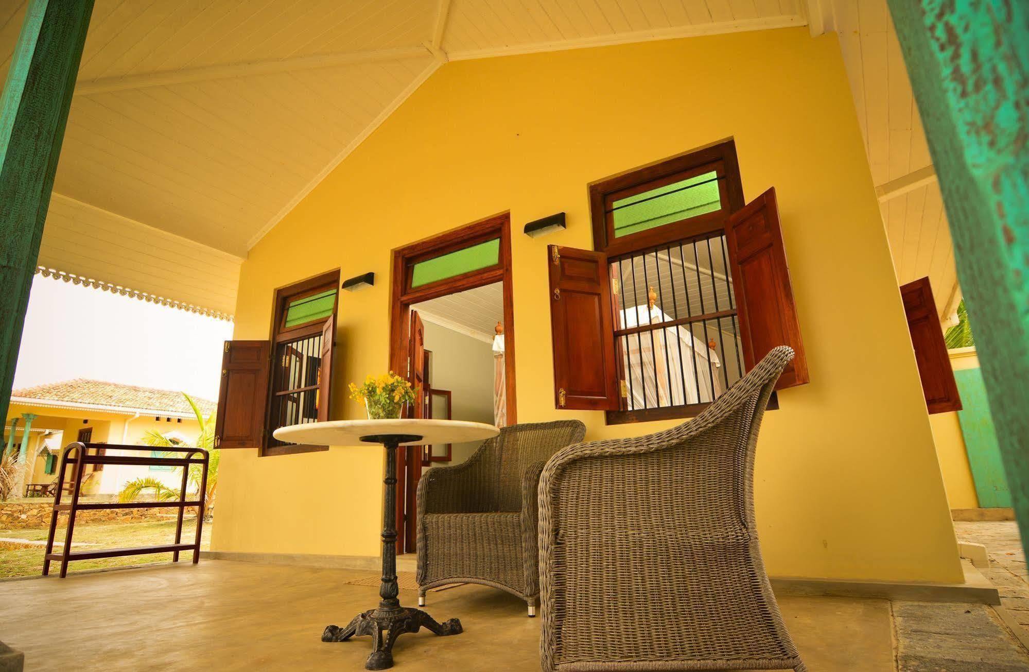 Villa Sethawadi Hotel And Kitesurf Centre Kalpitiya Bagian luar foto
